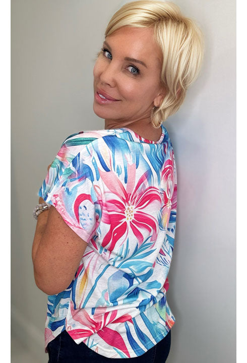 ETHYL V NECK FLORAL PATTERN TEE