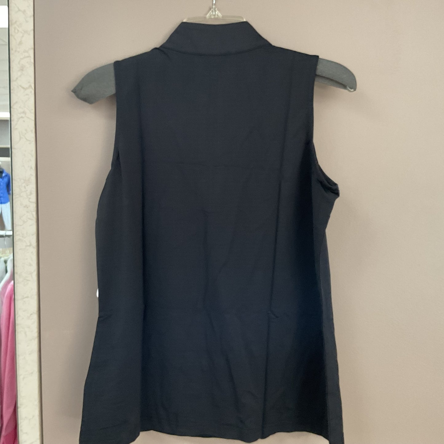 LU LU B ZIP NECK SLEEVELESS BLACK TOP