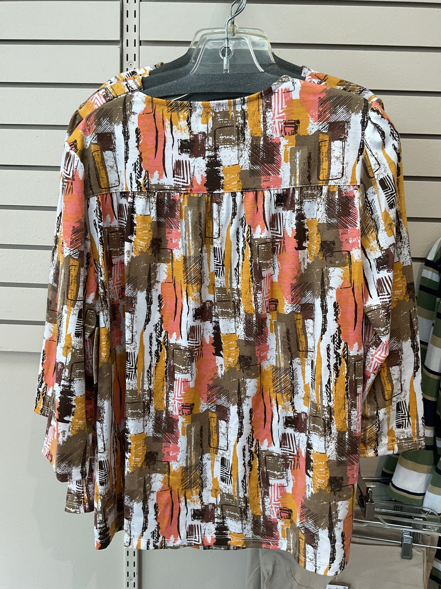 N TOUCH MARIGOLD/BROWN/TAN PRINT TOP