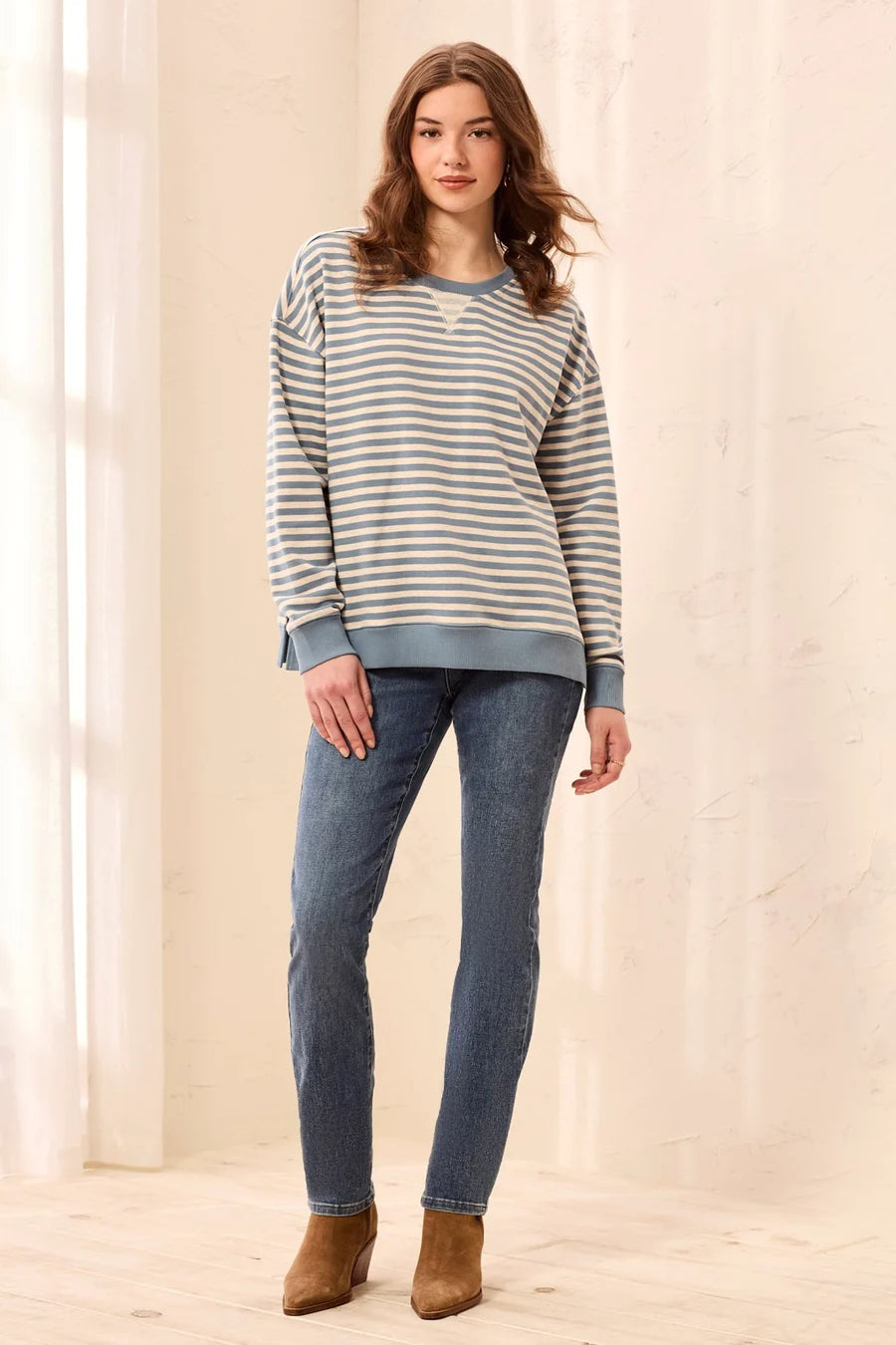 TRIBAL LONG SLEEVE CREW NECK