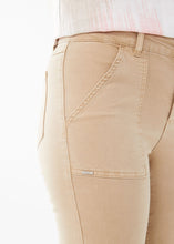 Load image into Gallery viewer, FDJ EURO TWILL OLIVIA PENCIL ANKLE CARPENTER PANTS IN SAND DOLLAR
