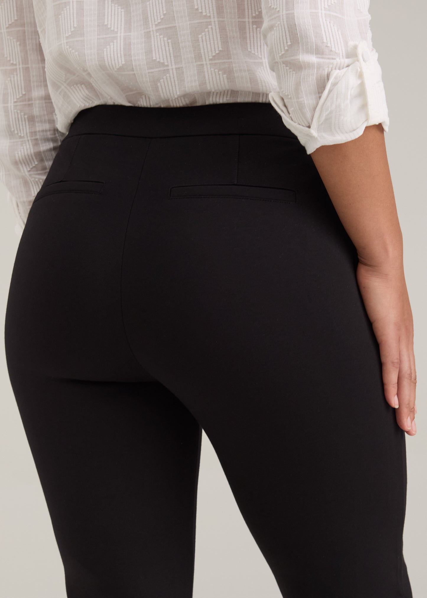 FDJ PULL ON PONTE KNIT STRAIGHT ANKLE PANT IN BLACK