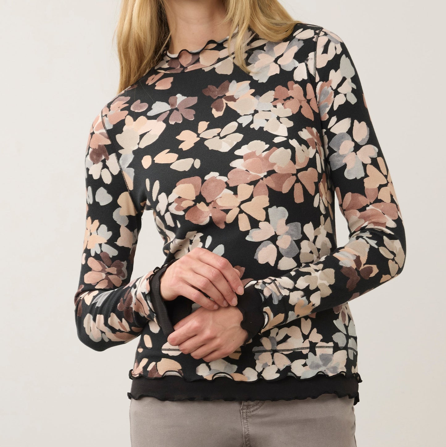 FDJ MOCK NECK TOP