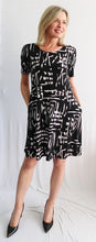 Load image into Gallery viewer, SOFTWORKS BLACK/WHITE ABSTRACT PRINT DRESS
