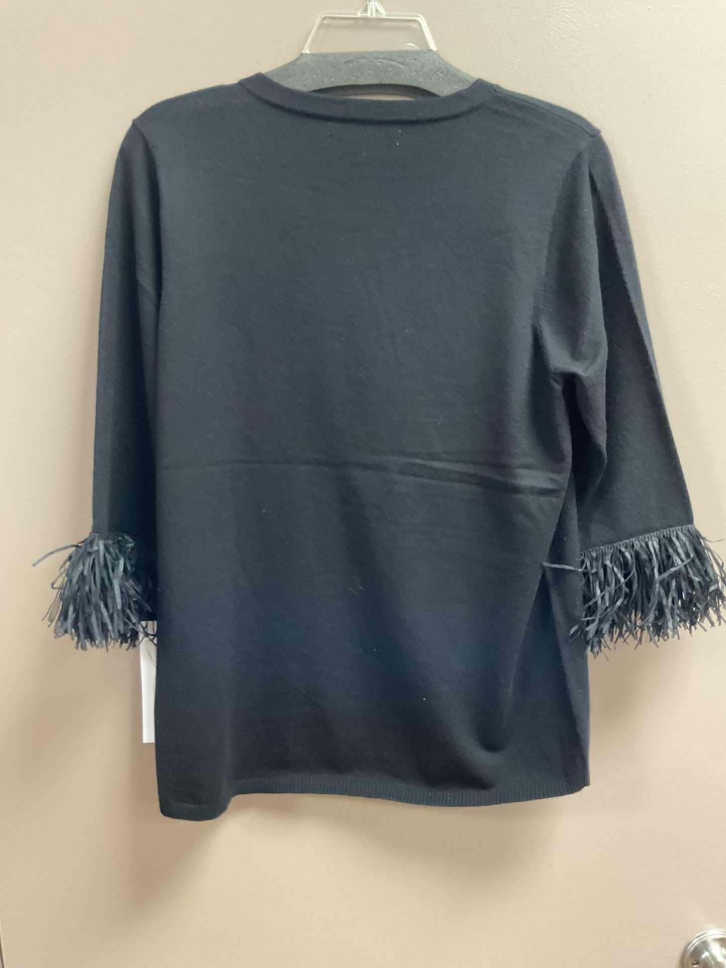 LU LU B FUN TOP IN BLACK