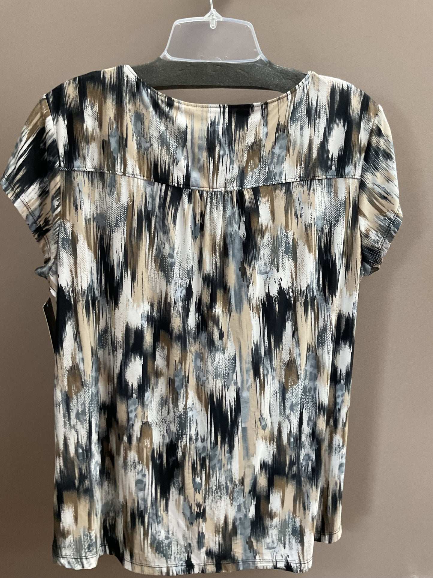 LINKS BLACK NEUTRAL CAP SLEEVE TOP