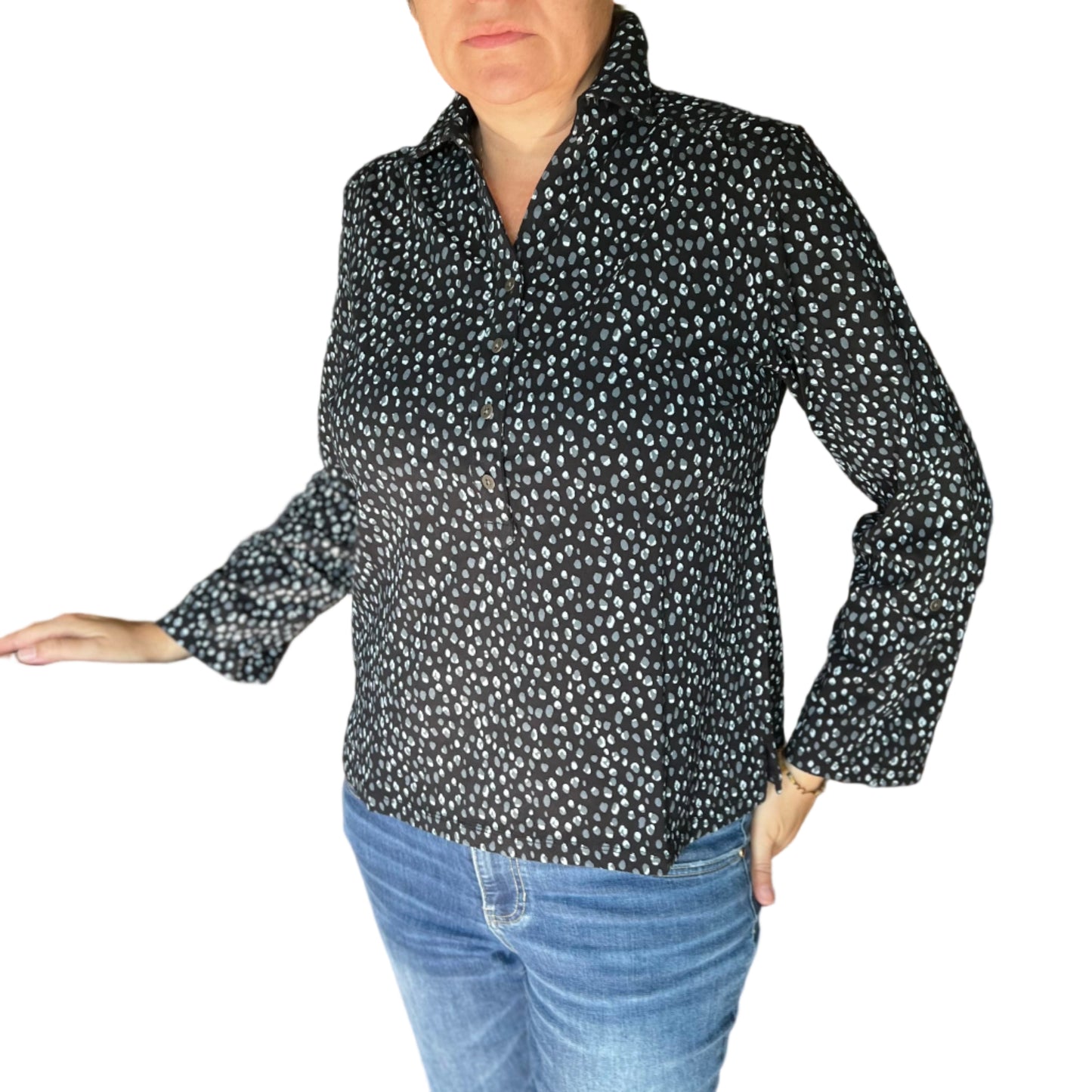 WILD PALMS LONG SLEEVE DOTTED HENLEY BLOUSE BLACK/SLATE/IVORY