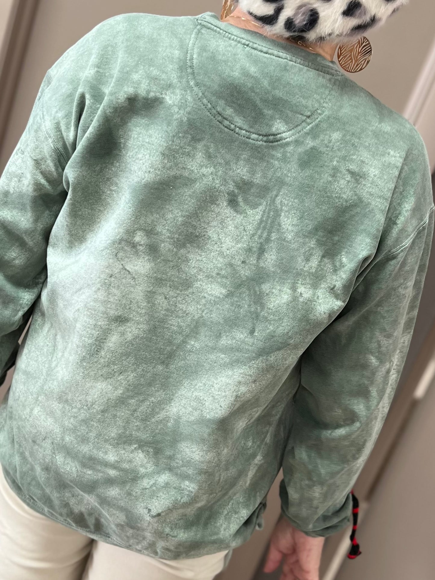 KUNKY'S HANDPAINTED WREATH SWEATSHIRT