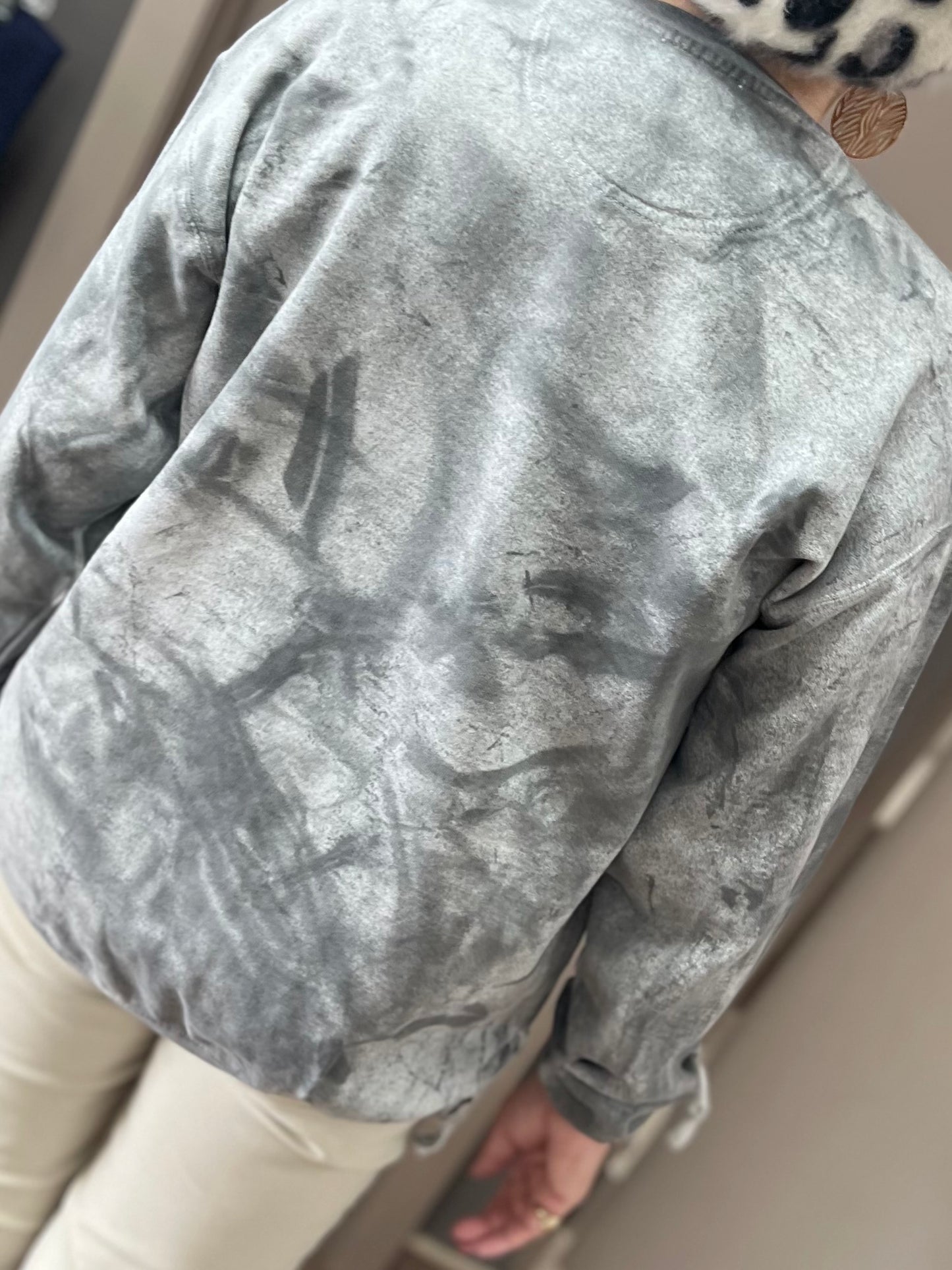 KUNKY'S HANDPAINTED ORNAMENT SWEATSHIRT