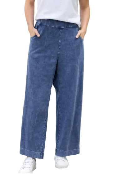 JESS & JANE DENIM COLORED CROP PANTS