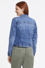 Load image into Gallery viewer, TRIBAL CLASSIC FIT DENIM JACKET
