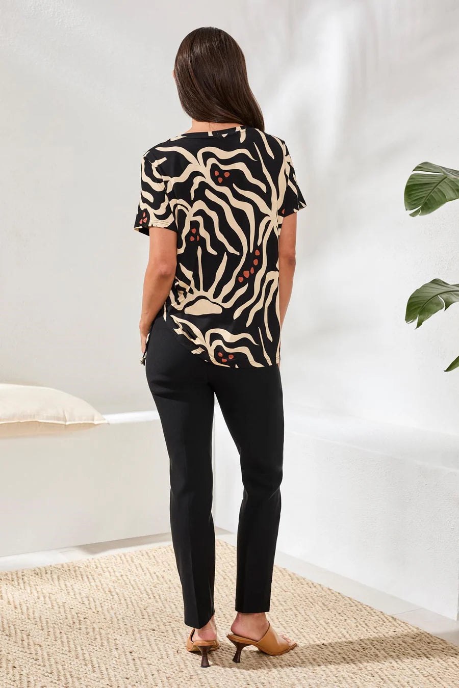 TRIBAL PRINTED JERSEY CREW NECK TOP