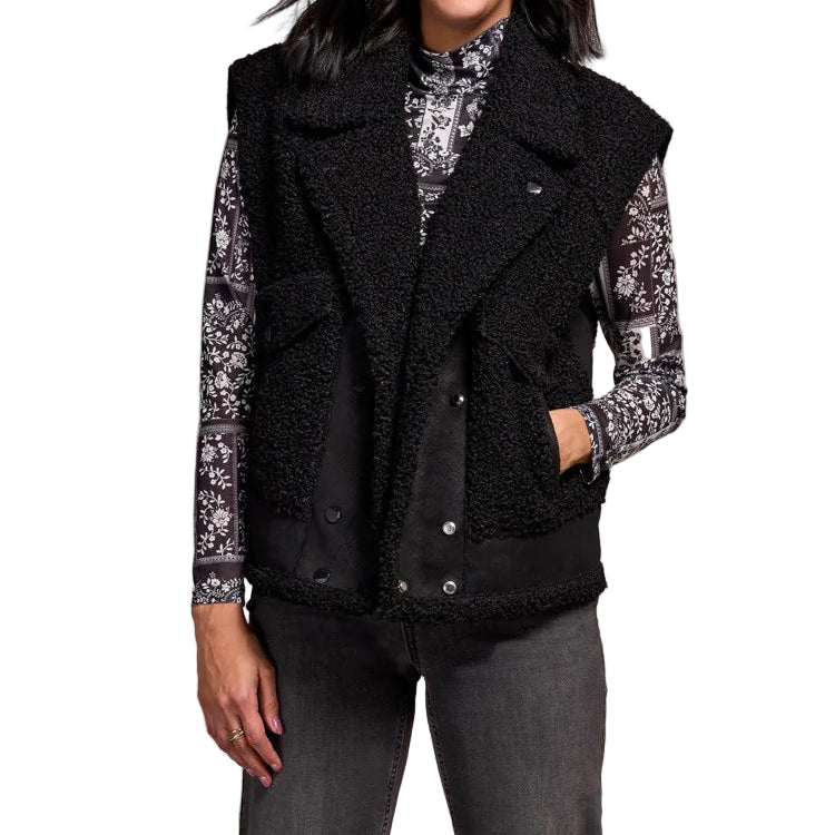 TRIBAL SHERPA VEST IN BLACK